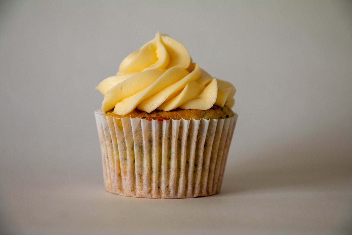 Lemon & Poppy Seed Cupcake