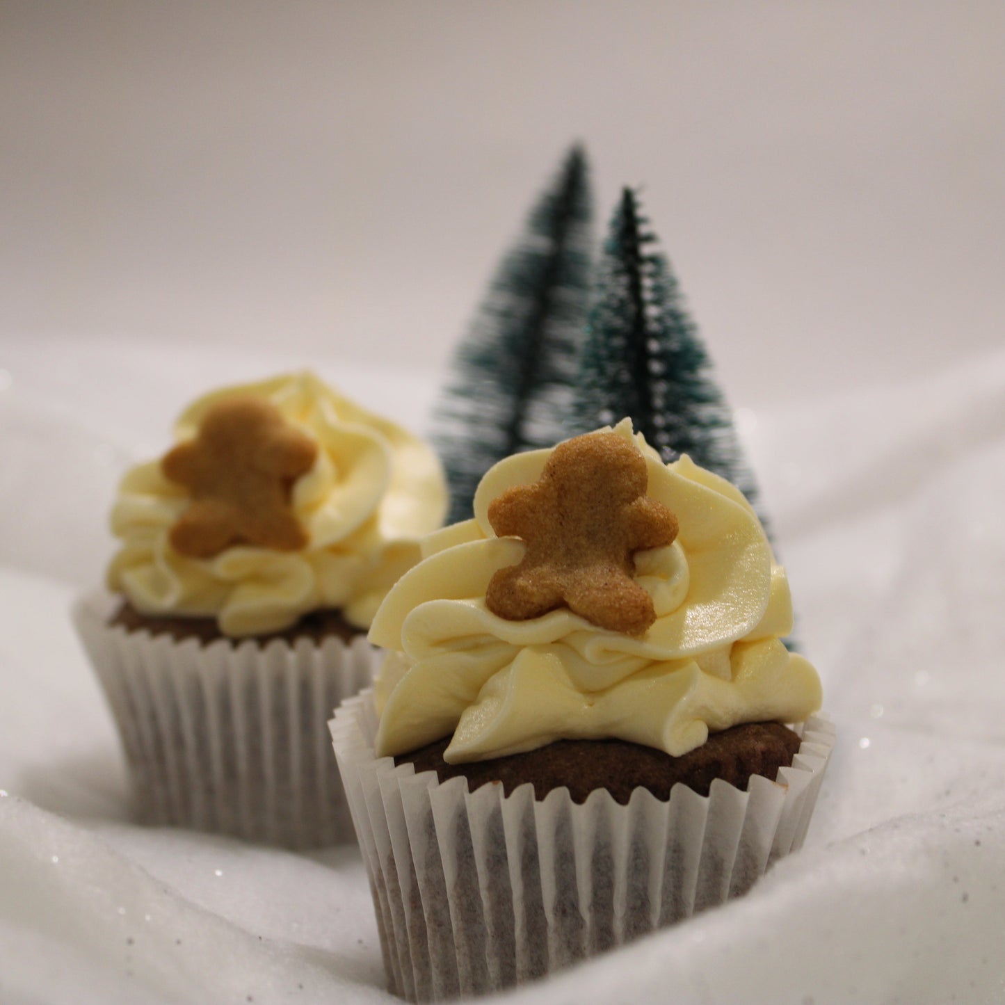 Gingerbread cupcake